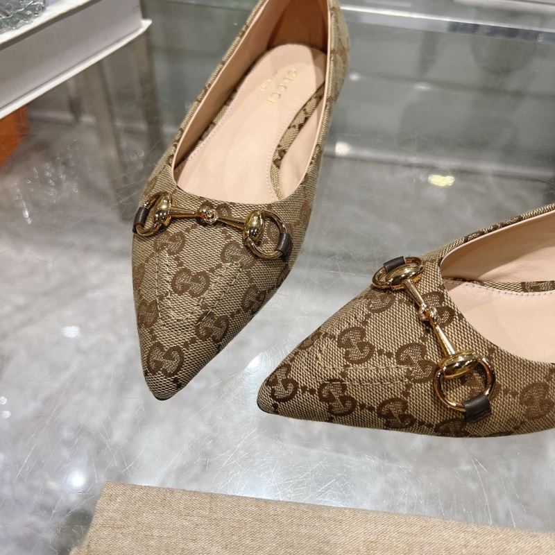 Gucci Flat Shoes